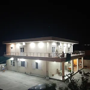 dhoma-plazhi-nefeli.albaniahotels.org/