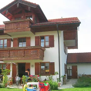 ferienwohnung-hamberger.com-bavaria.com/